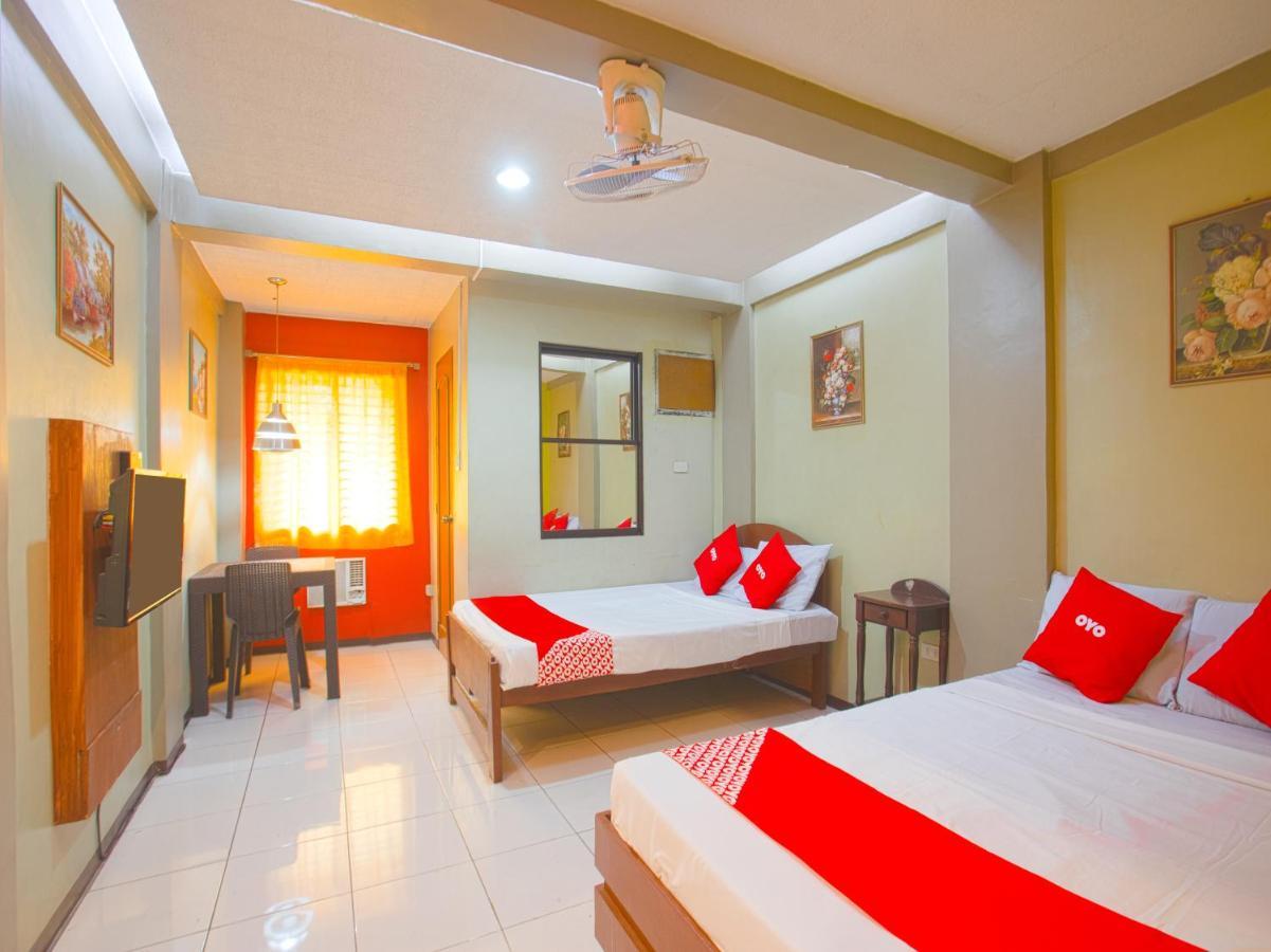 Oyo 802 Ka Farah'S Inn Antipolo Extérieur photo