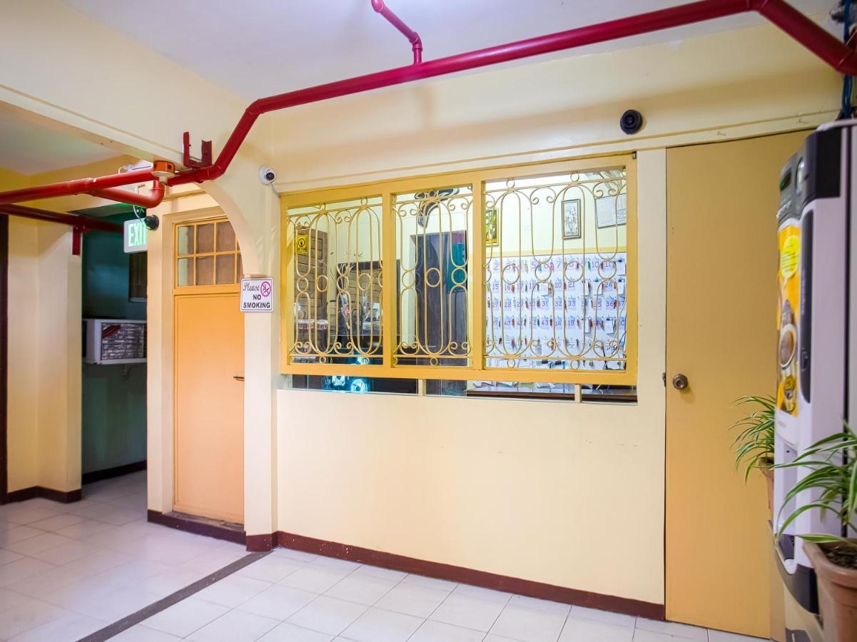 Oyo 802 Ka Farah'S Inn Antipolo Extérieur photo